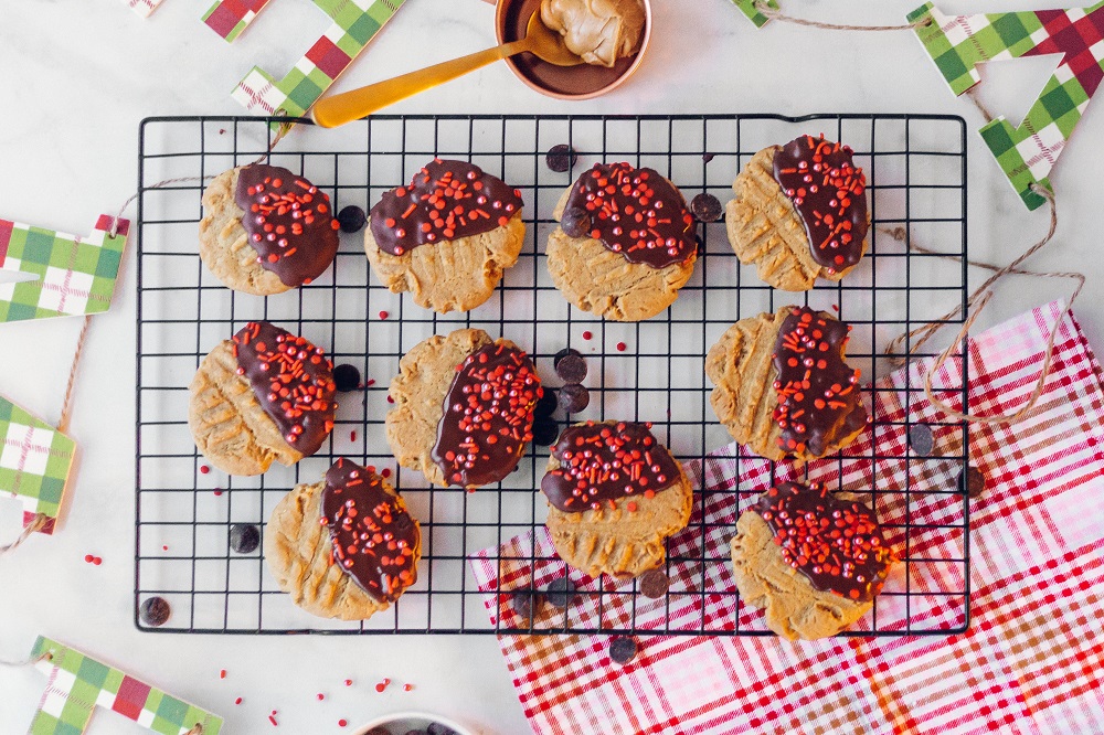 4 Vegan Christmas Cookie Recipes You Need to Try Today